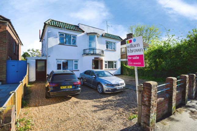 4 bed property, in Lynn Road, £350,000