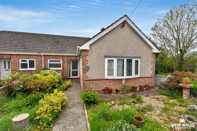 3 bed property, in Brickhurst Close, £225,000