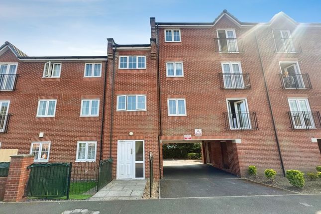 1 bed property, in Valley Mill Lane, £110,000