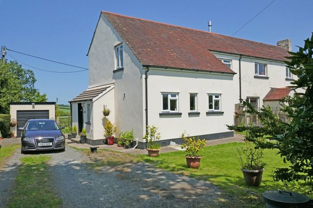 3 bed property, in East Putford, £385,550