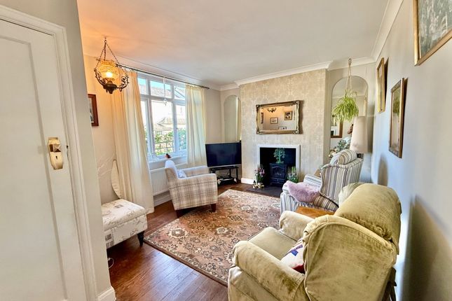 3 bed property, in Clevis Hill, £290,000