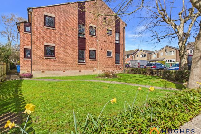 1 bed property, in Anvil Close, £95,000