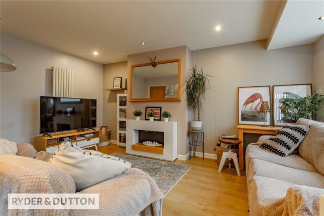 2 bed property, in Lindale Avenue, £239,950