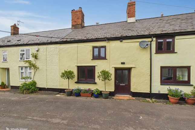 2 bed property, in Robert Street, £189,000