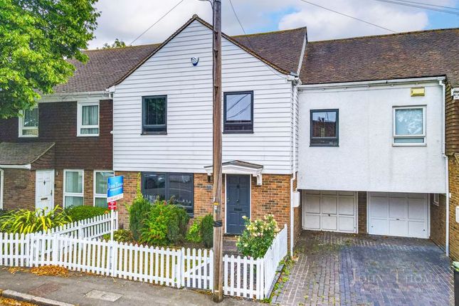4 bed property, in High Road, £850,000