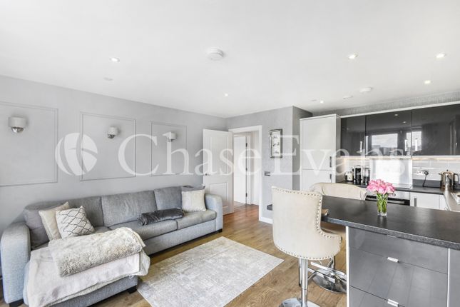 1 bed property, in Moro Apartments, £360,000