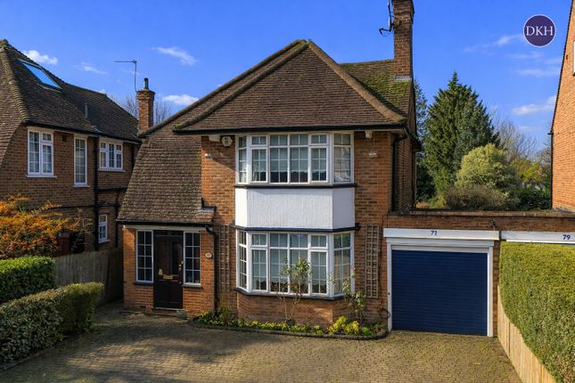 4 bed property, in Hempstead Road, £1,050,000