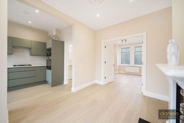 3 bed property, in Hazeldean Road, £587,000