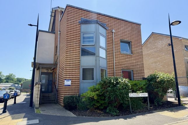 2 bed property, in 4 Maude Street, £105,000