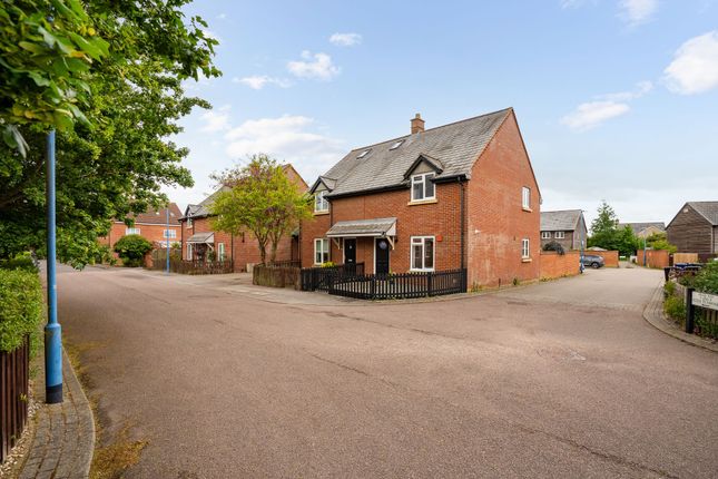 3 bed property, in Friar Way, £315,000