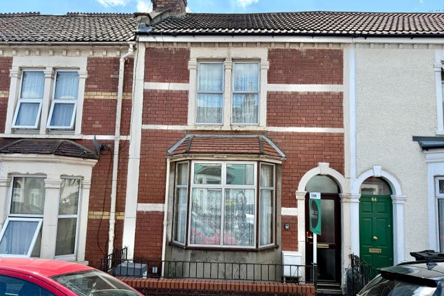 3 bed property, in Roseberry Park, £220,000