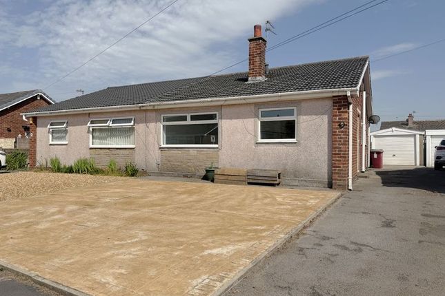 2 bed property, in Denville Avenue, £150,000