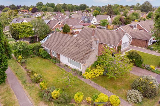3 bed property, in Camley Gardens, £595,000