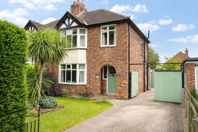 3 bed property, in Beckfield Lane, £425,000