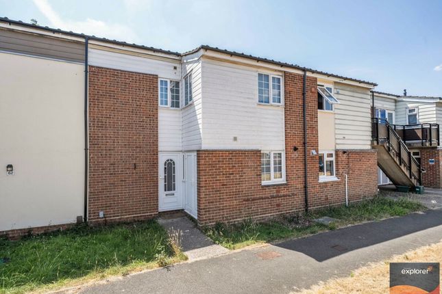 3 bed property, in Cayman Close, £300,000