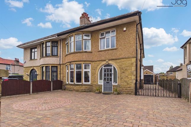 6 bed property, in Stuart Avenue, £415,000