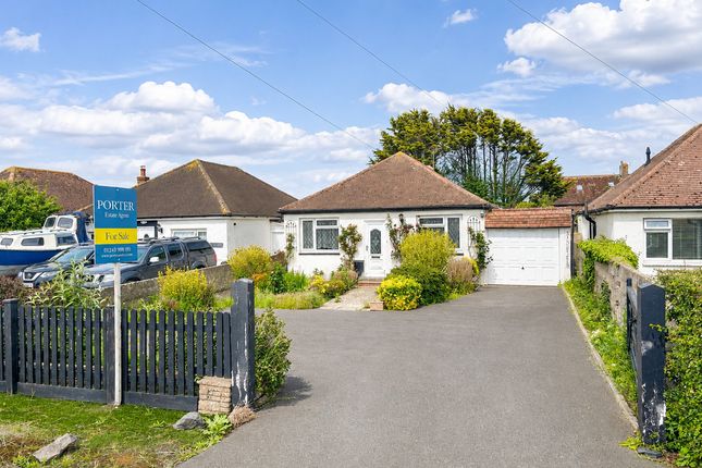 3 bed property, in Piggery Hall Lane, £389,950