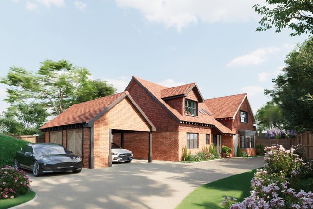 Studio, in Toddington Lane, £250,000