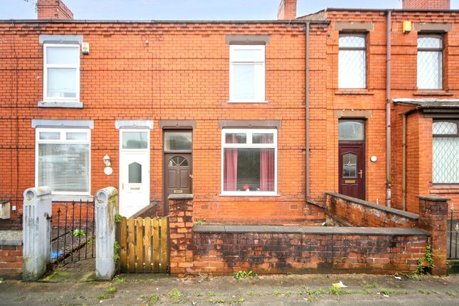 2 bed property, in Billinge Road, £100,000