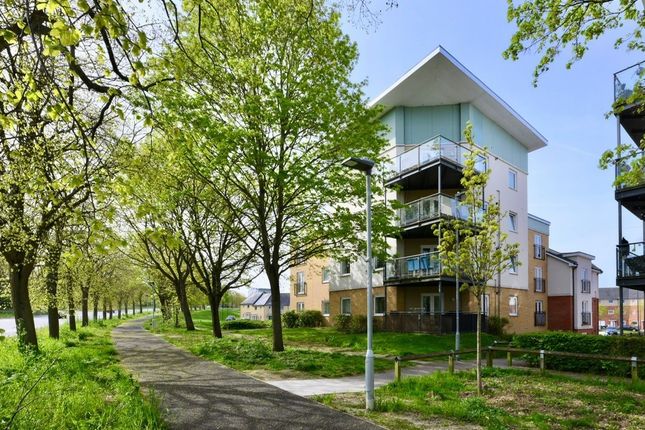 2 bed property, in Torkildsen Way, £265,000