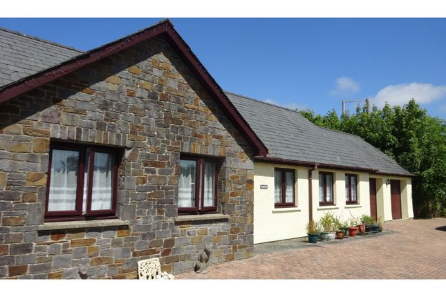 3 bed property, in Wolfscastle, £375,000