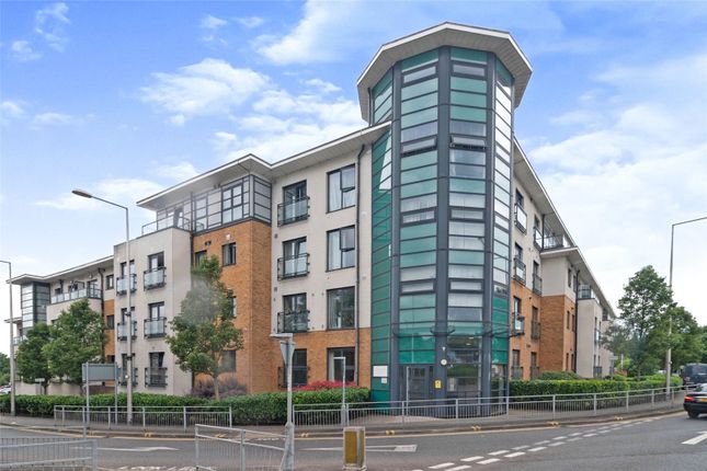 2 bed property, in Albany Heights, £220,000