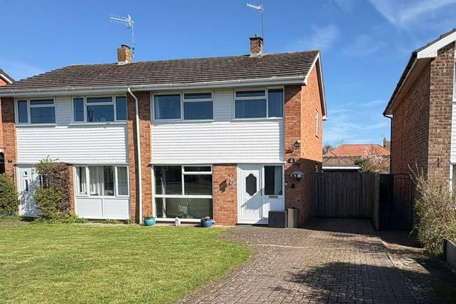 3 bed property, in The Beeches, £315,000
