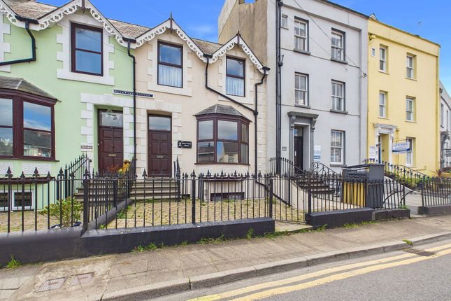 5 bed property, in Deer Park, £449,950