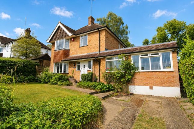 4 bed property, in Chipstead Way, £745,000