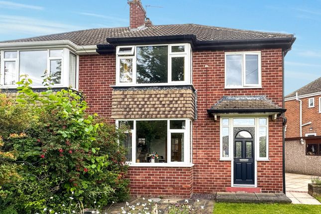 3 bed property, in Montague Crescent, £285,000
