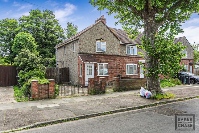 3 bed property, in Meads Road, £425,000
