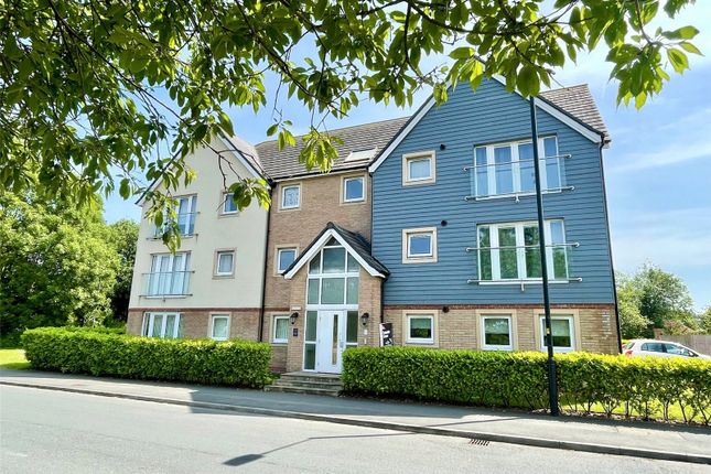 1 bed property, in New Quay Road, £139,995