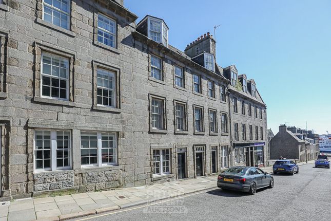 1 bed property, in 31D Marischal Street, £39,000