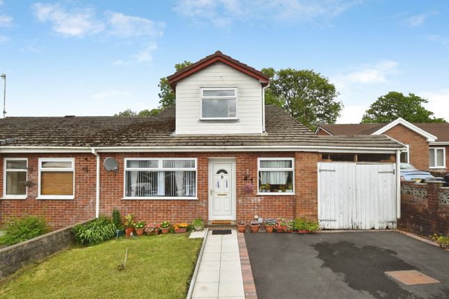 3 bed property, in Tyn Y Cae, £190,000