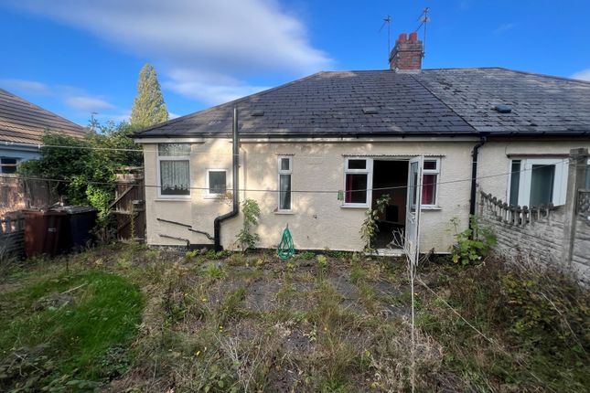 2 bed property, in Wolverhampton WV4, £25,000
