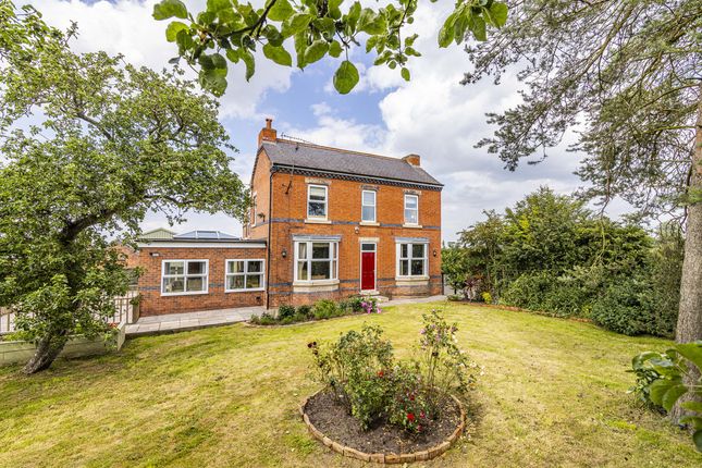 4 bed property, in Dunham Road, £1,100,000