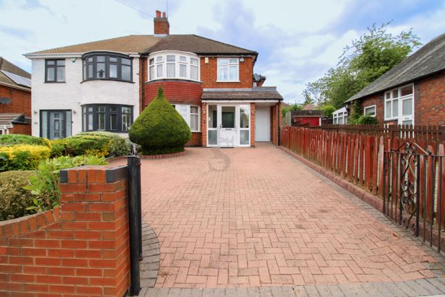 4 bed property, in Gwendolen Road, £500,000