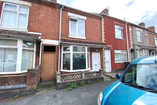 2 bed property, in Grove Road, £144,950