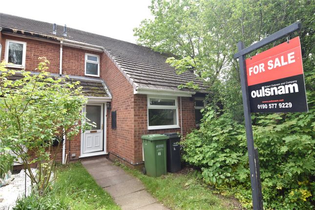 1 bed property, in Trent Close, £170,000