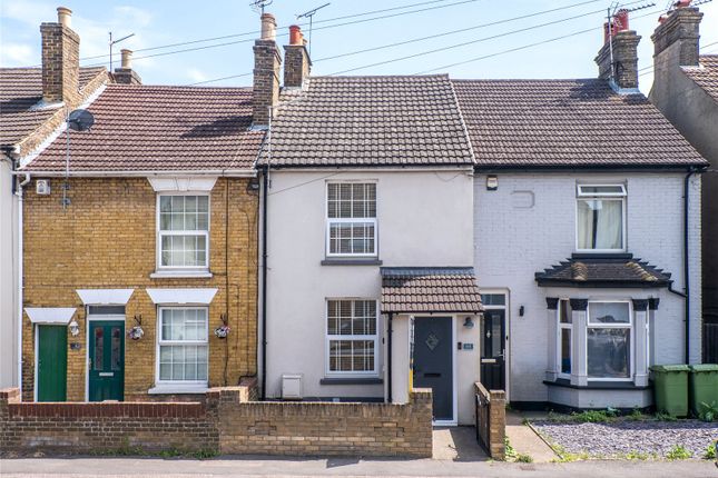2 bed property, in Chalkwell Road, £230,000
