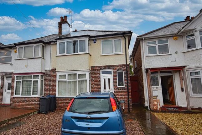 3 bed property, in Baldwins Lane, £85,000