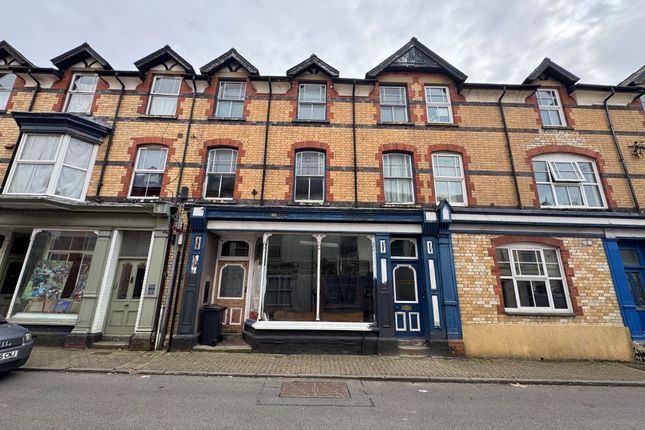 6 bed property, in The Old Post Office, £140,000
