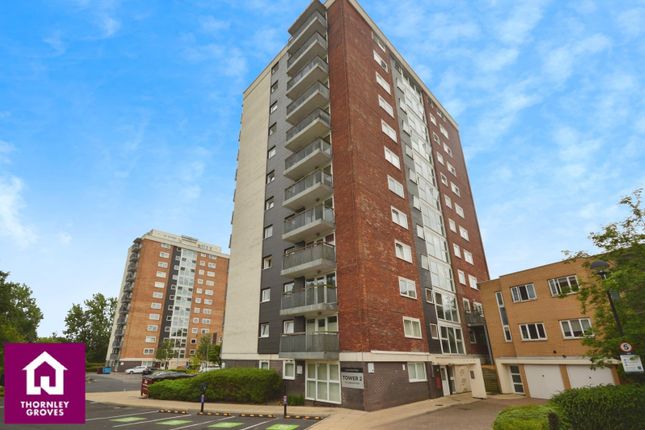 2 bed property, in Lakeside Rise, £90,000