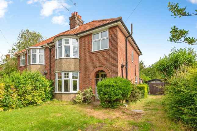 3 bed property, in Cherry Tree Lane, £260,000