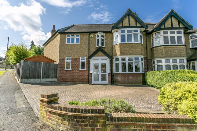 4 bed property, in Palmersfield Road, £825,000