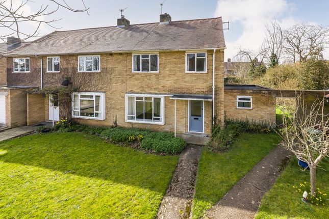 3 bed property, in Stanford Drive, £400,000