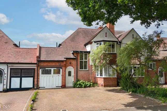 5 bed property, in Emmanuel Road, £550,000