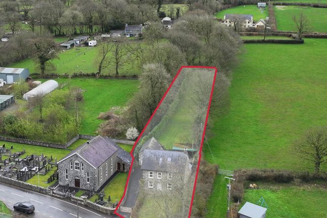 4 bed property, in Cellan, £495,000