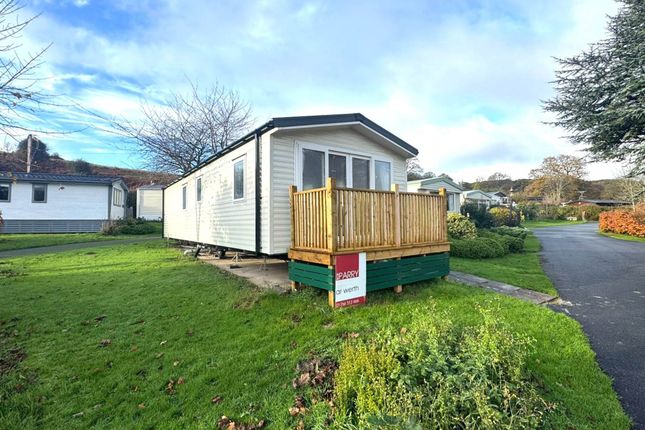 2 bed property, in Deganwy, £35,000