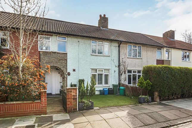 2 bed property, in Nowell Road, £600,000